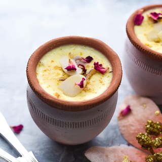 Matka Kesar Pista (Signature Item)