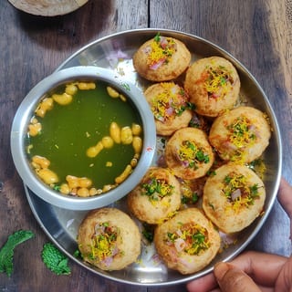 Paani Puri  (Signature Item)